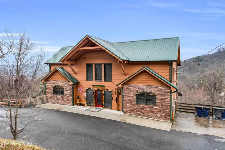 1173 Ski View DR, Gatlinburg, TN 37738