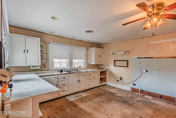 Delano, TN 37325,210 Linsdale Road