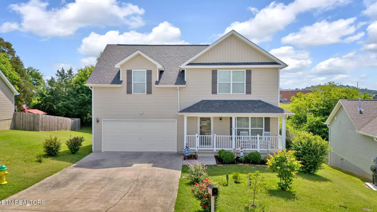 Knoxville, TN 37914,1238 Quiet Brook LN