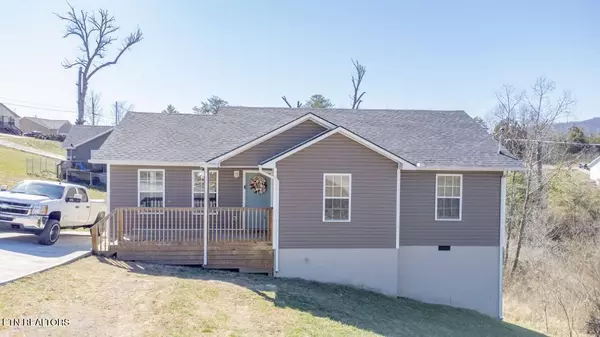 236 Sandy Hill Rd, Lafollette, TN 37766