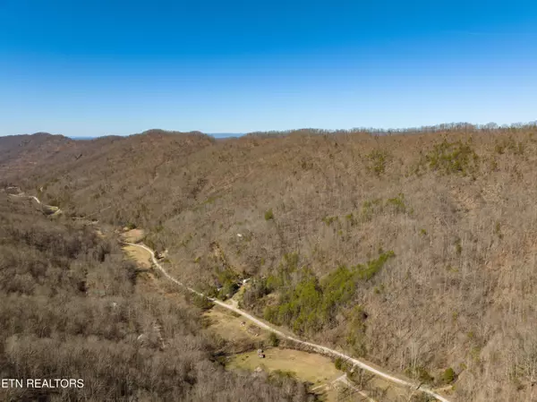 Sneedville, TN 37869,7280 Snake Hollow Rd