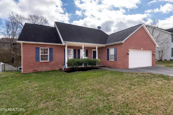 Knoxville, TN 37918,708 Whitesburg DR