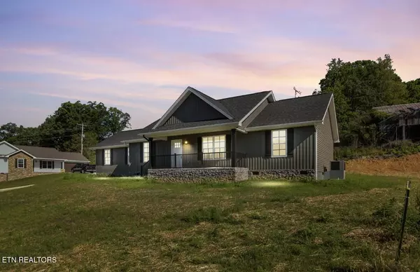 Tazewell, TN 37879,100 JACK St