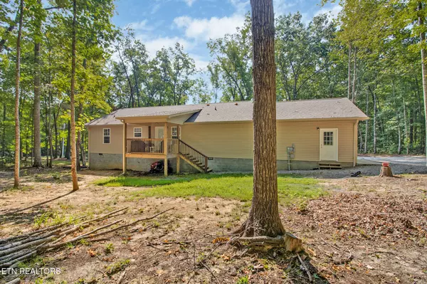 Jamestown, TN 38556,122 Jay LOOP
