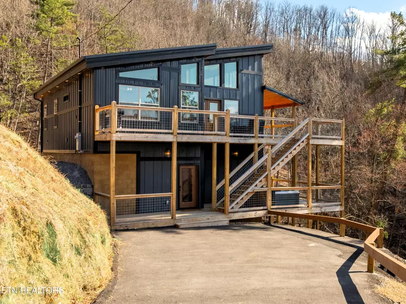 3265 Emerald Springs LOOP, Sevierville, TN 37862