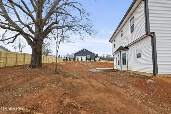 Rutledge, TN 37861,211 Chippewa LN