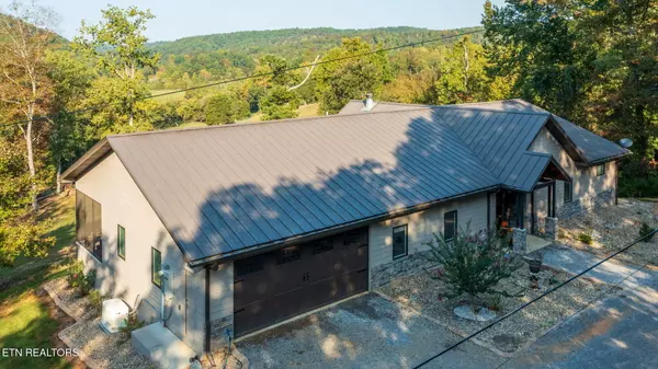 257 Welch Rd, Tellico Plains, TN 37385