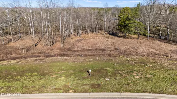 Oak Ridge, TN 37830,142 Forest Creek Pkwy