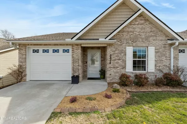 3314 Cummins LN, Knoxville, TN 37921