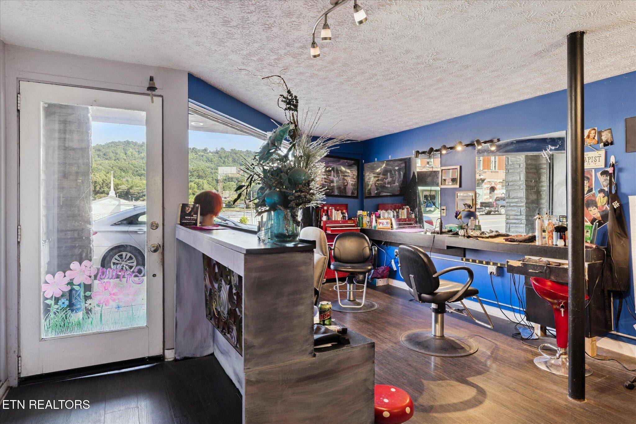 Harriman, TN 37748,512 Roane St