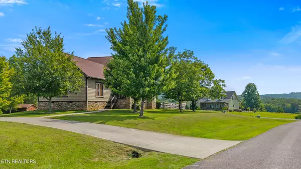 Tellico Plains, TN 37385,215 Mize CT