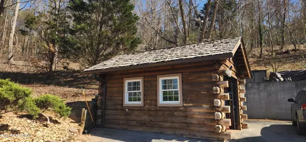 Ten Mile, TN 37880,1113 Johnson LN
