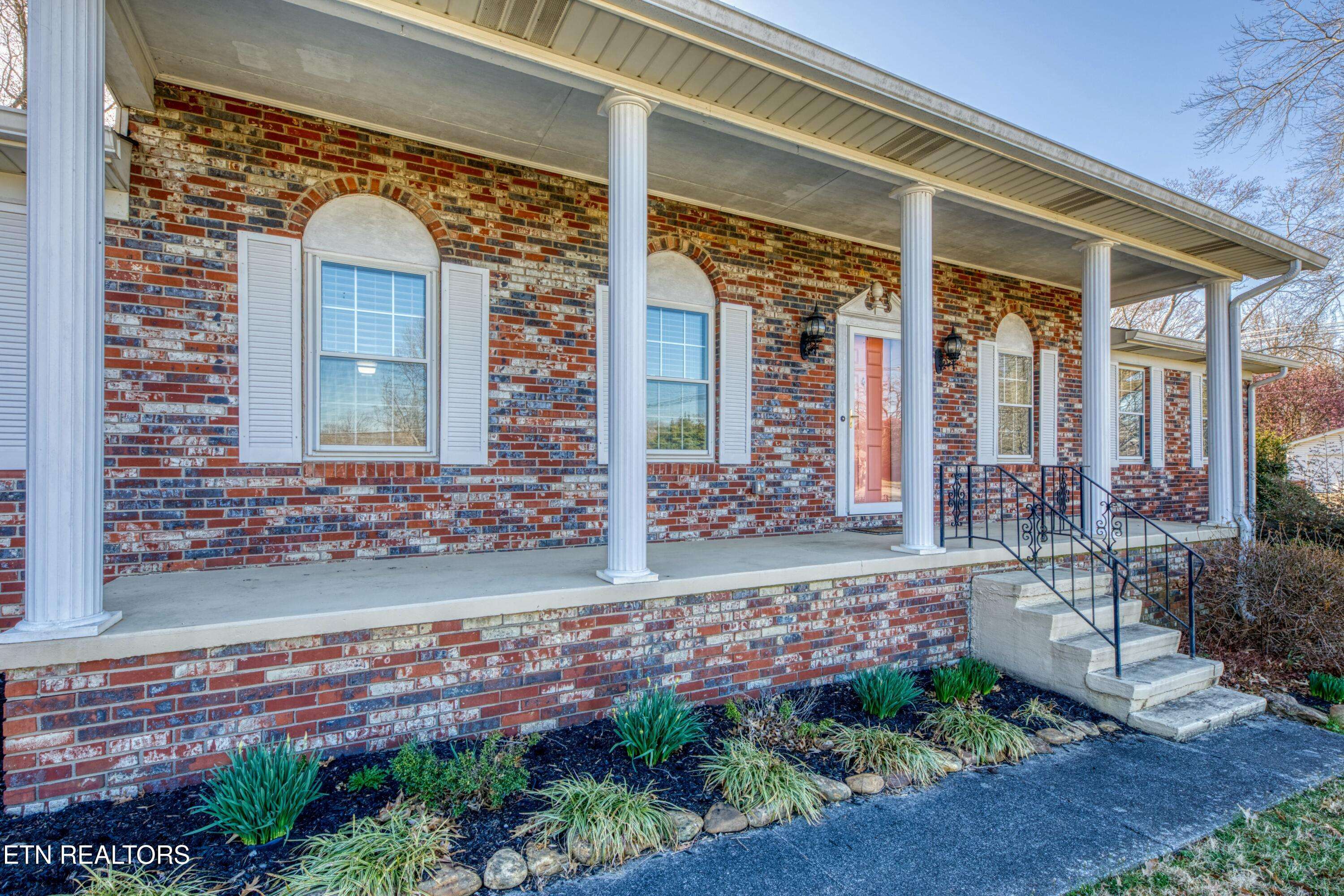 Alcoa, TN 37701,853 Goddard St