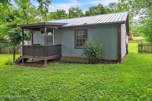 Knoxville, TN 37920,1005 Drive D