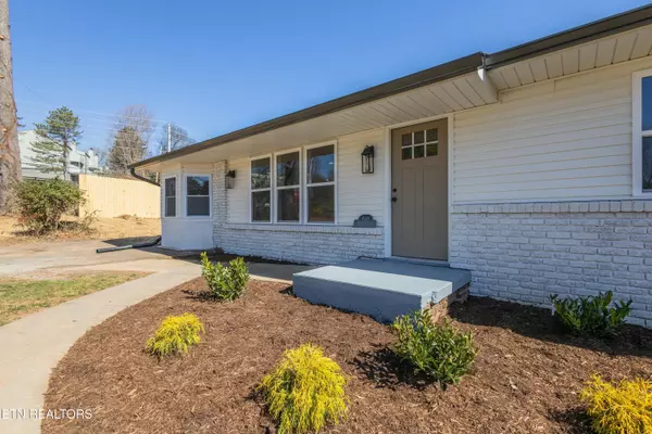 Knoxville, TN 37909,838 Whitehall Rd