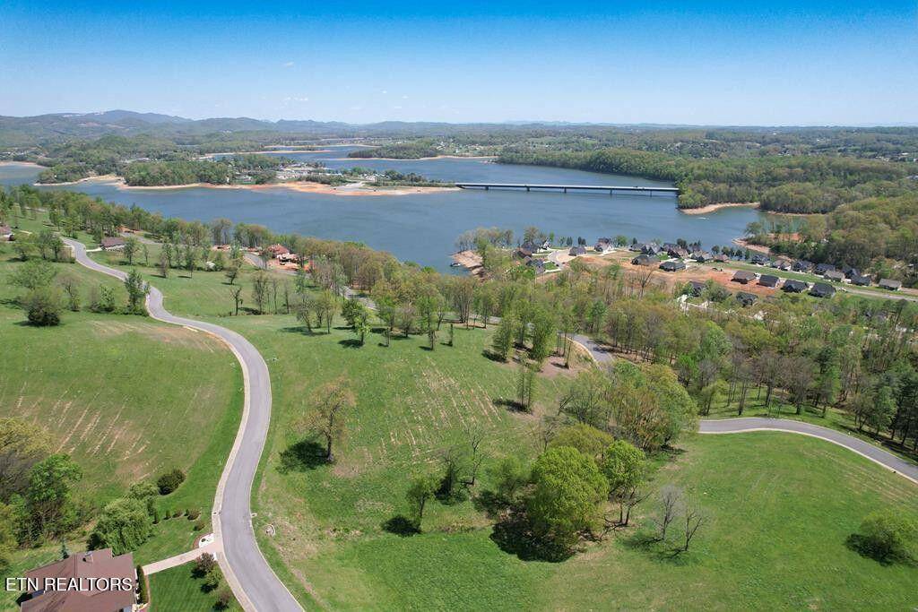 Morristown, TN 37814,2414 Starboard Crest Rd