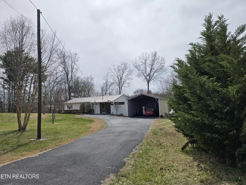 1750 Fisher Rd, Morristown, TN 37814