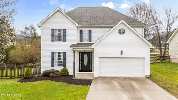 904 Whitesburg DR, Knoxville, TN 37918