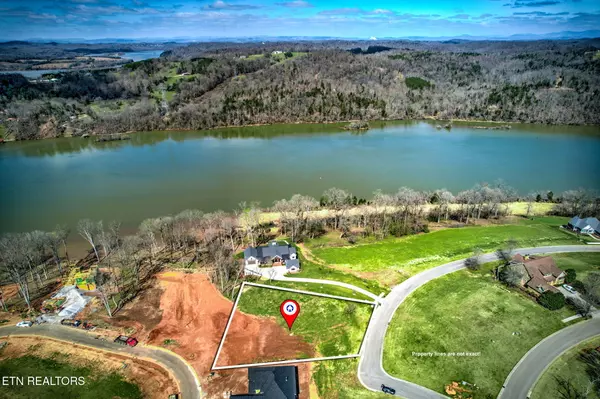 Loudon, TN 37774,133 River Bank Tr