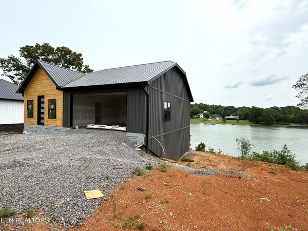 Jefferson City, TN 37760,179 Lakeshore Bay DR