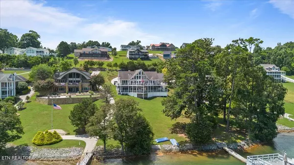 Lafollette, TN 37766,493 Deer Hill LN