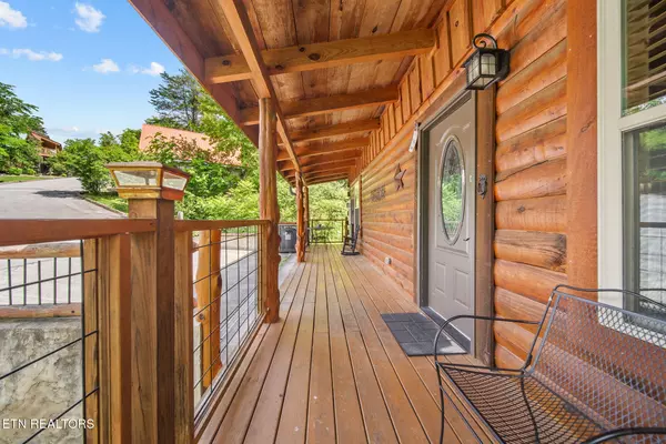 Pigeon Forge, TN 37863,2713 Alps WAY