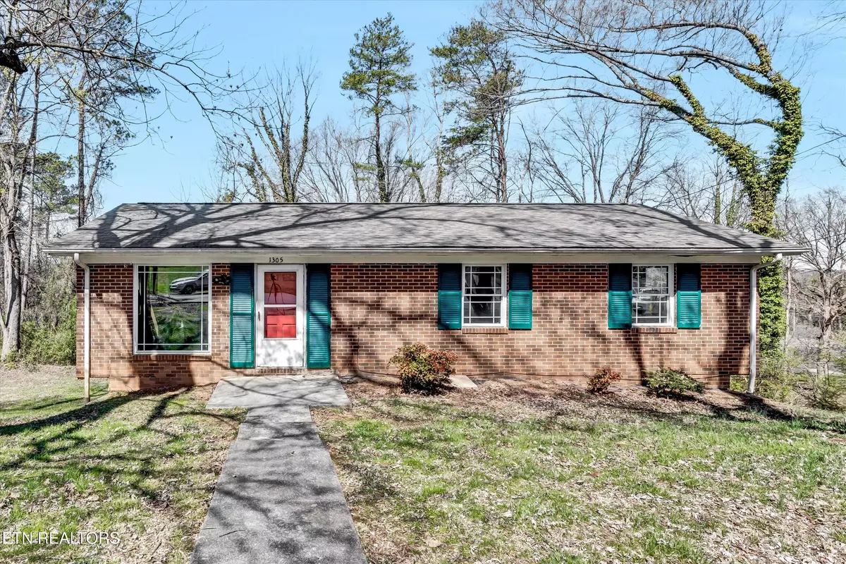 Maryville, TN 37803,1305 Topside View DR