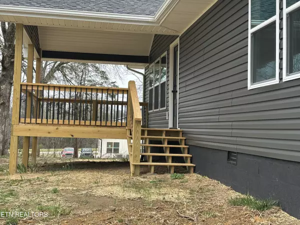 Greenback, TN 37742,5935 Morganton Rd