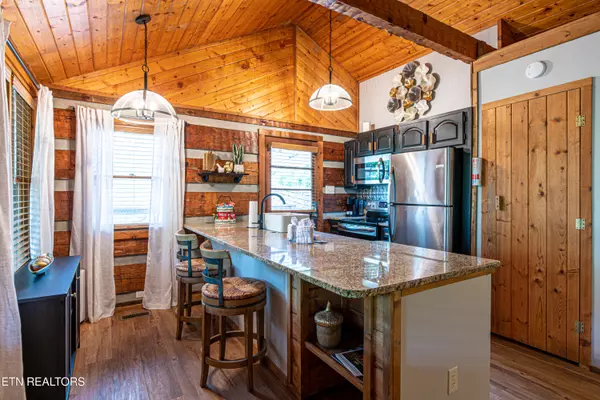 Sevierville, TN 37876,1768 Ridgecrest DR