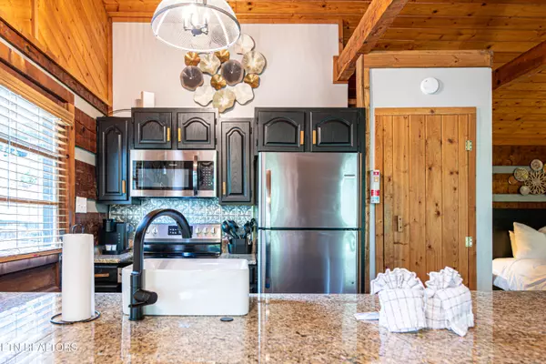 Sevierville, TN 37876,1768 Ridgecrest DR