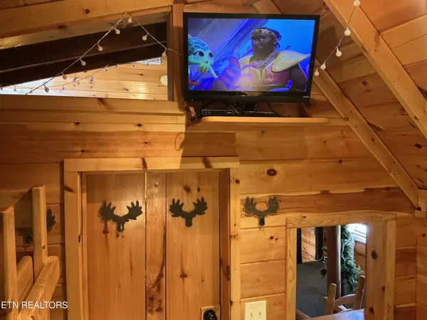 Sevierville, TN 37862,2150 Bear Haven Way