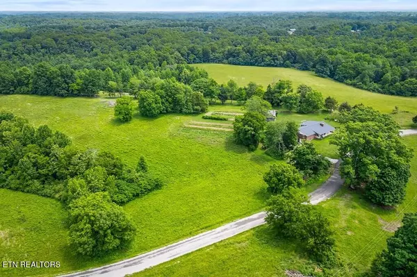 Baxter, TN 38544,9199 Fox Hill Rd