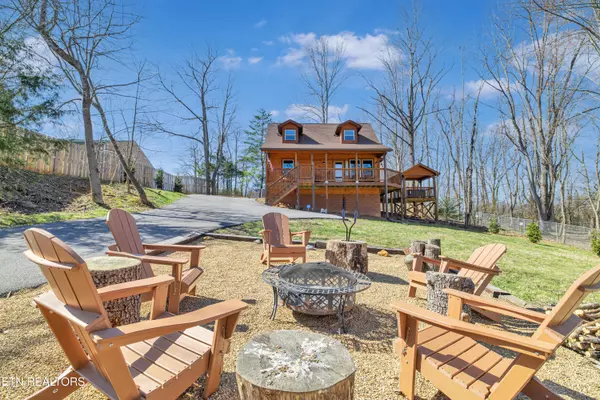 Sevierville, TN 37862,3404 Mattox Cemetery Rd