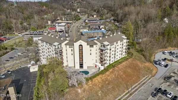 102 Baskins Creek Byp #604, Gatlinburg, TN 37738