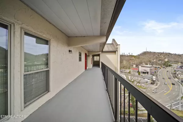 Gatlinburg, TN 37738,102 Baskins Creek Byp #604