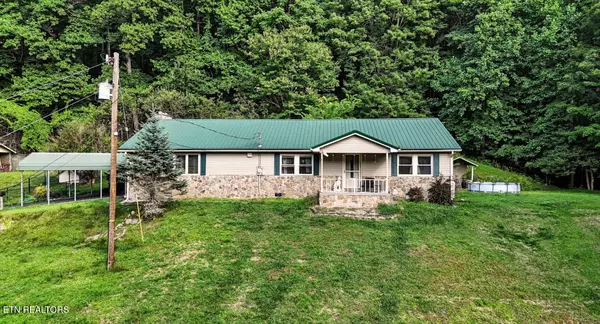 5100 Chandler Rd, Big Stone Gap, VA 24219