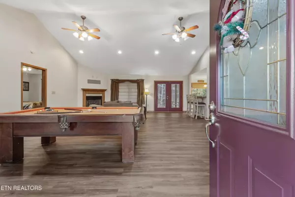 Sunbright, TN 37872,9440 Morgan Co Hwy