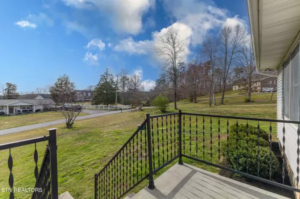 Lenoir City, TN 37771,222 Edith LN