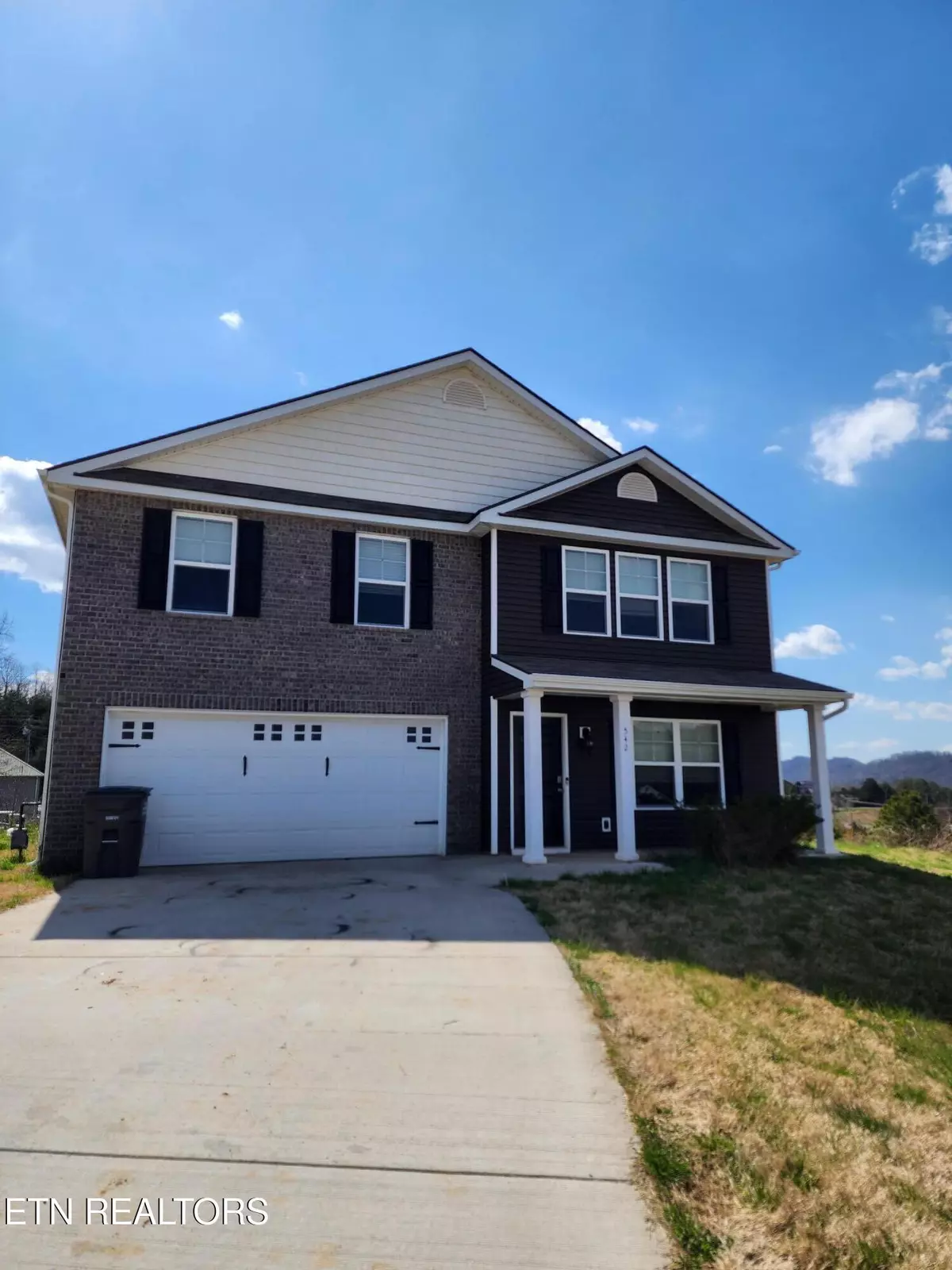 Dandridge, TN 37725,542 Reserve Way