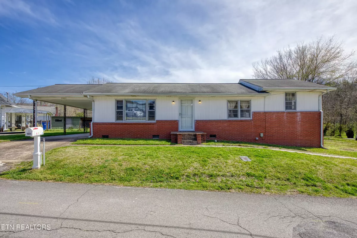 Rocky Top, TN 37769,1021 Jacksboro Ave