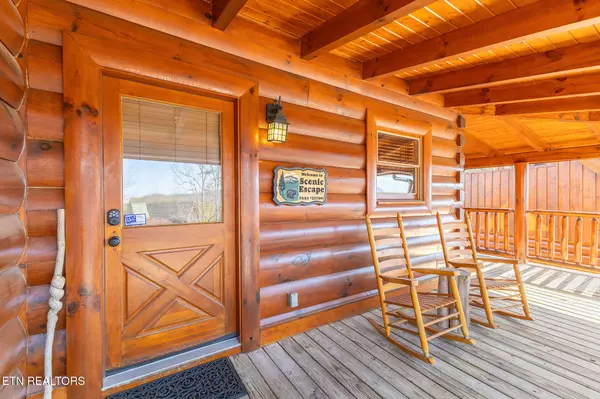 Sevierville, TN 37876,2004 Cougar Crossing WAY