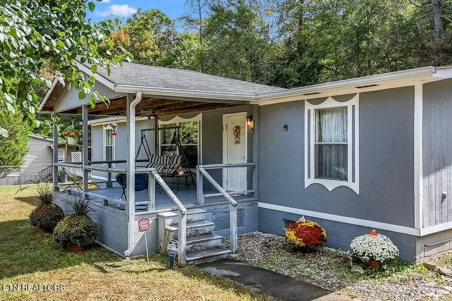 2525 Old Harriman Hwy, Oliver Springs, TN 37840