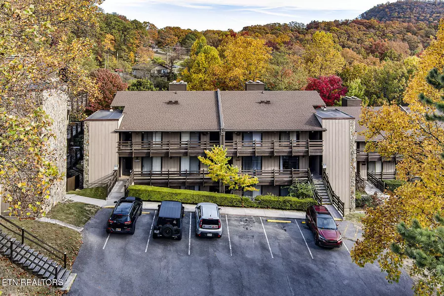 1081 Cove Rd #833, Sevierville, TN 37876