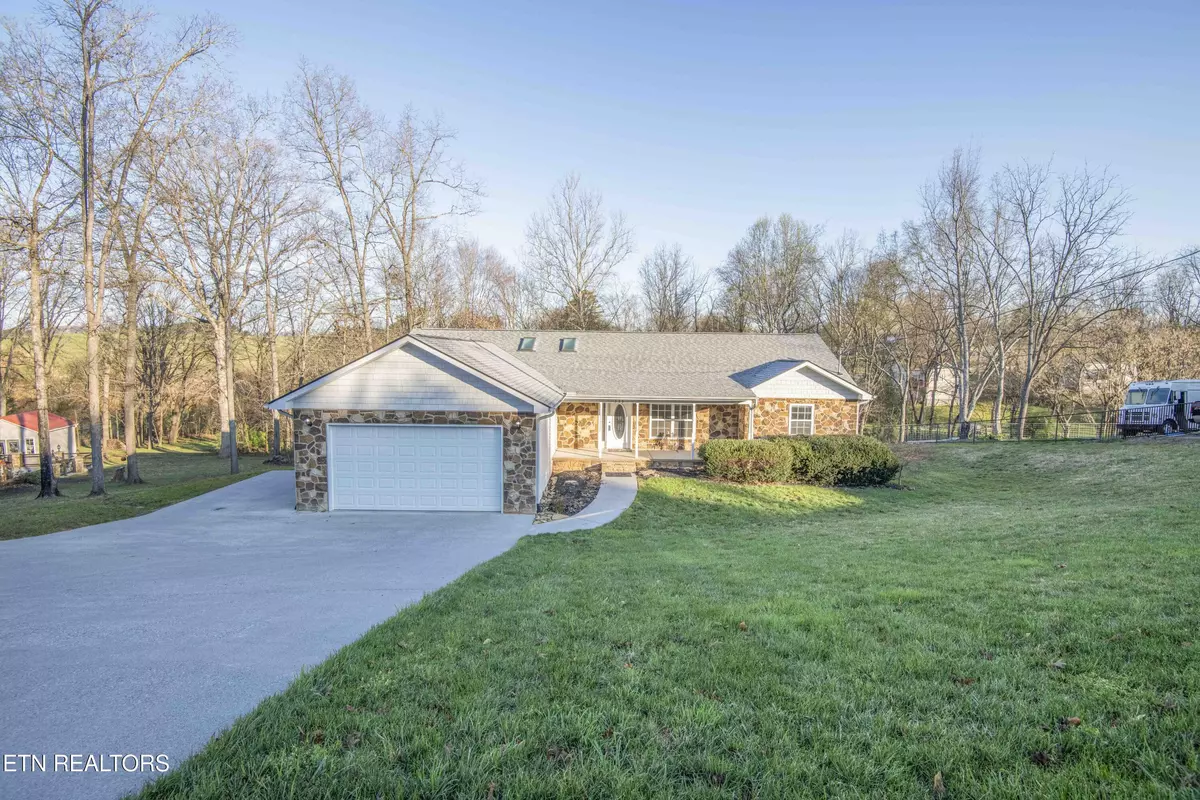 Kodak, TN 37764,555 White Oak CIR