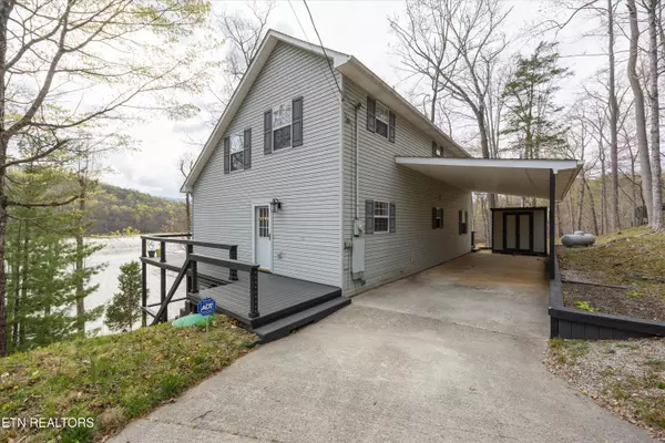 184 Hiwassee DR,  Jacksboro,  TN 37757