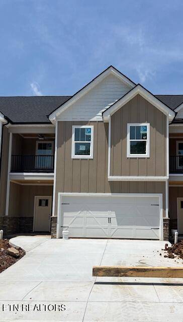 Oak Ridge, TN 37830,102 Lombardy LN