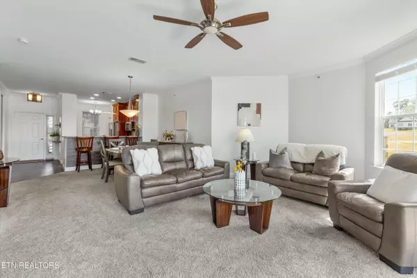 Vonore, TN 37885,535 Rarity Bay Pkwy #203d