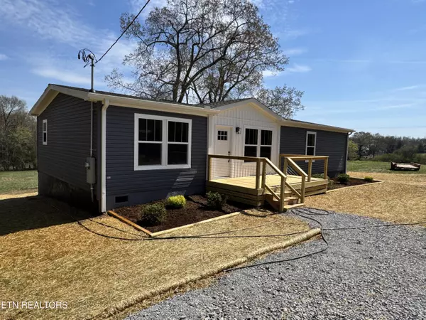 Sweetwater, TN 37874,364 Greenbriar Road Rd