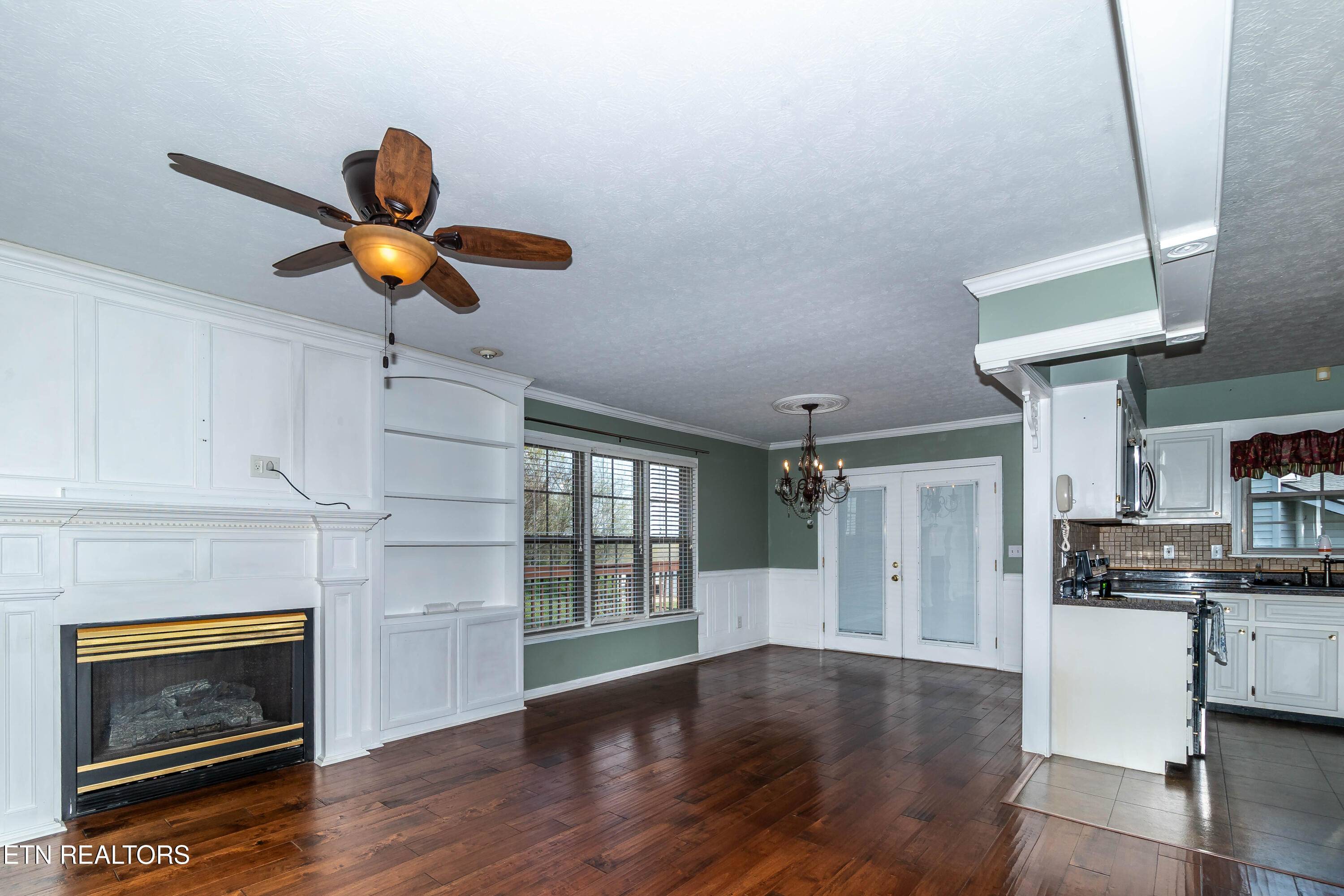 Jefferson City, TN 37760,143 Oakleaf CIR