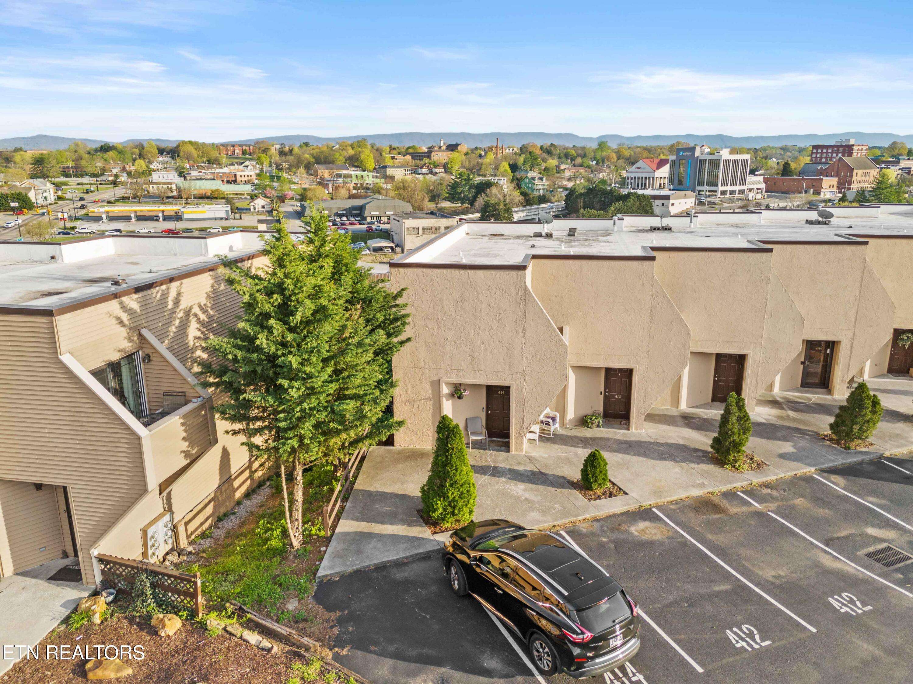 Maryville, TN 37804,414 Olympia DR